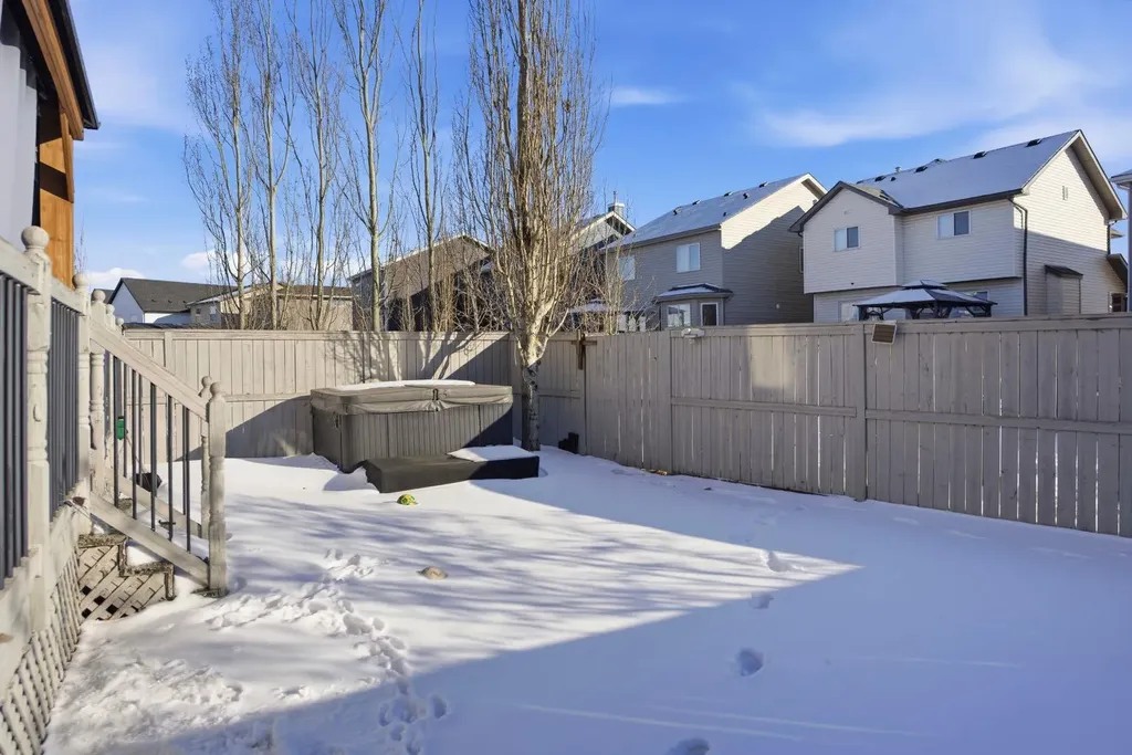 93 Copperleaf Way SE Calgary AB T2Z0H9