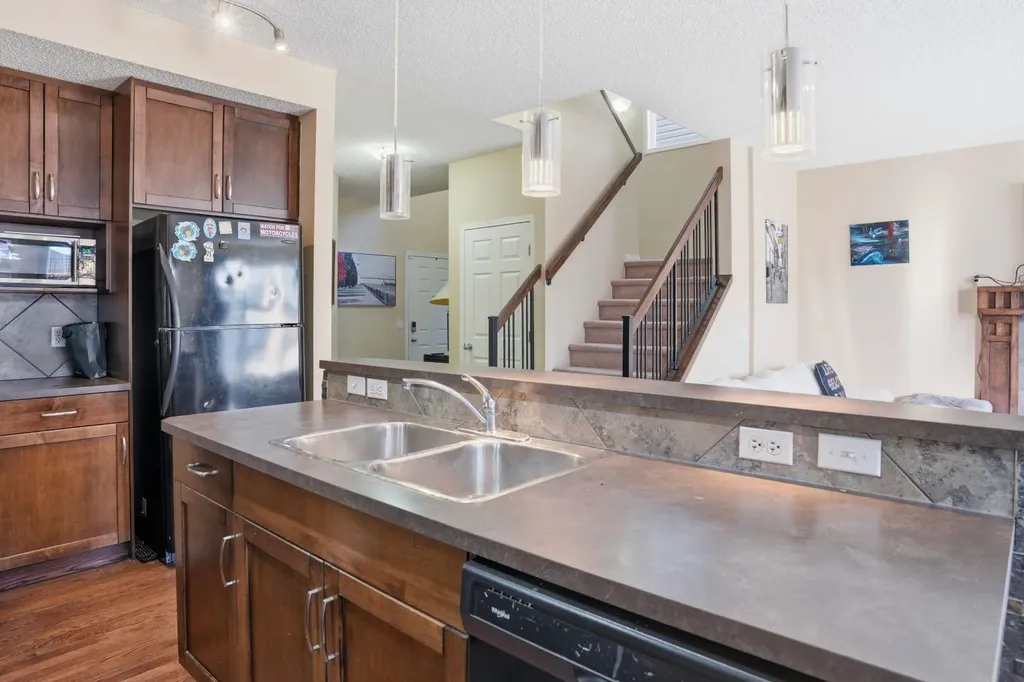 93 Copperleaf Way SE Calgary AB T2Z0H9