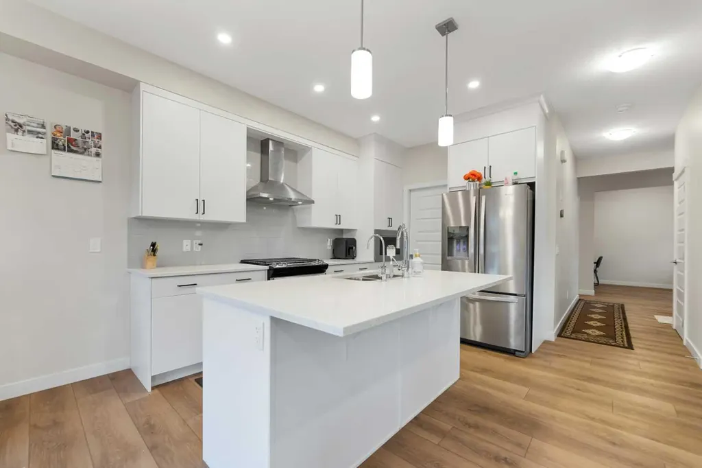 7 Homestead Circle NE Calgary AB T3J 5R6