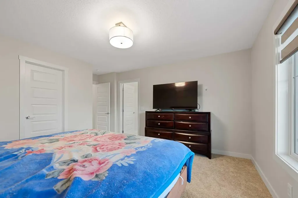 7 Homestead Circle NE Calgary AB T3J 5R6