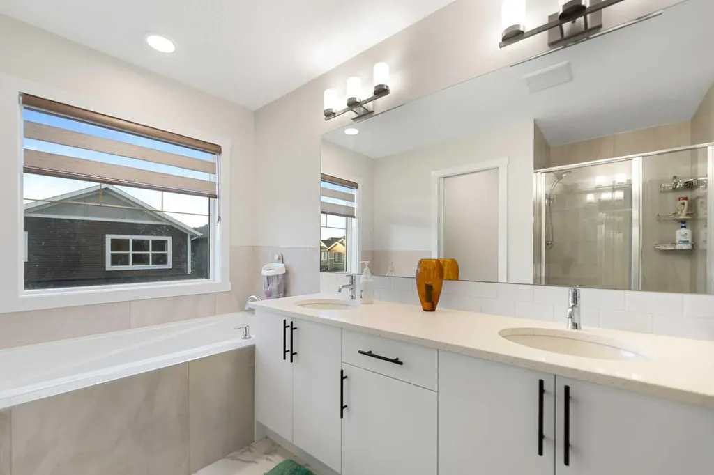 7 Homestead Circle NE Calgary AB T3J 5R6