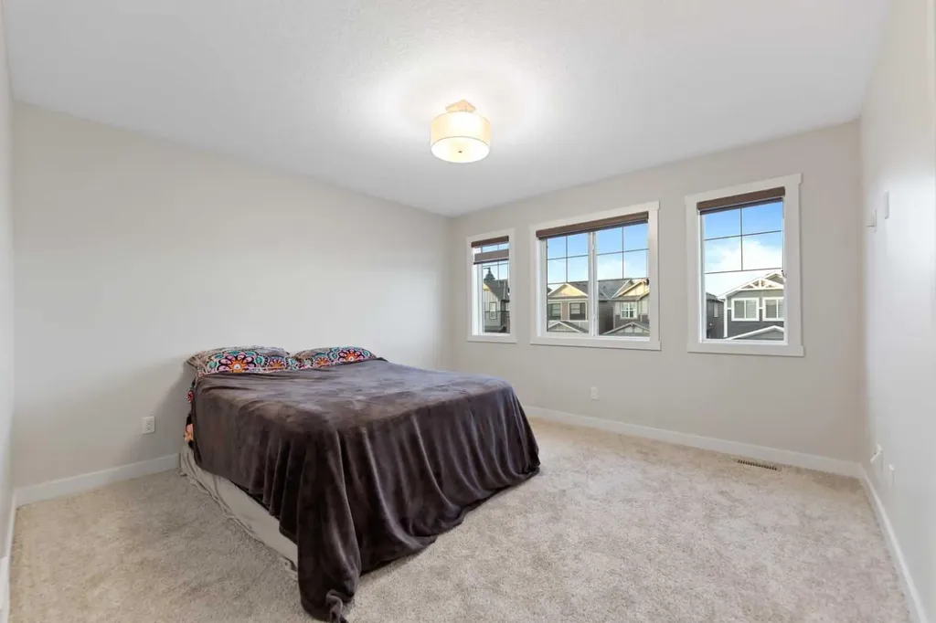 7 Homestead Circle NE Calgary AB T3J 5R6