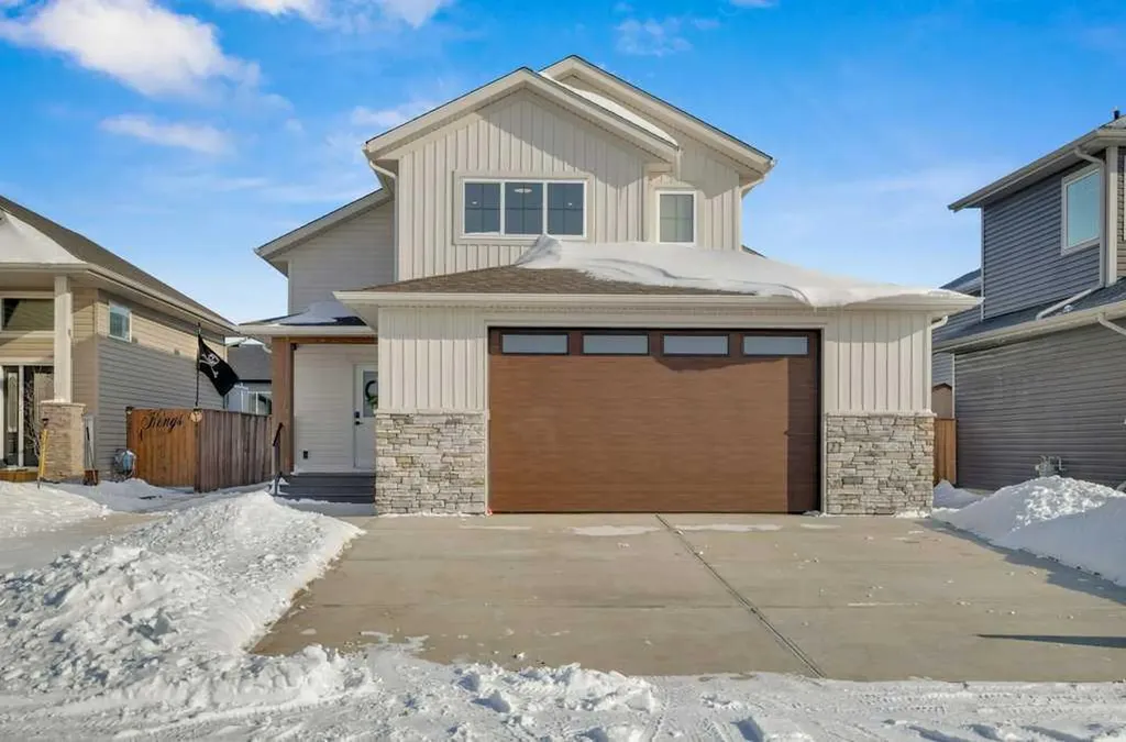 148 Red Ash Cove Springbrook AB T4S 0E4