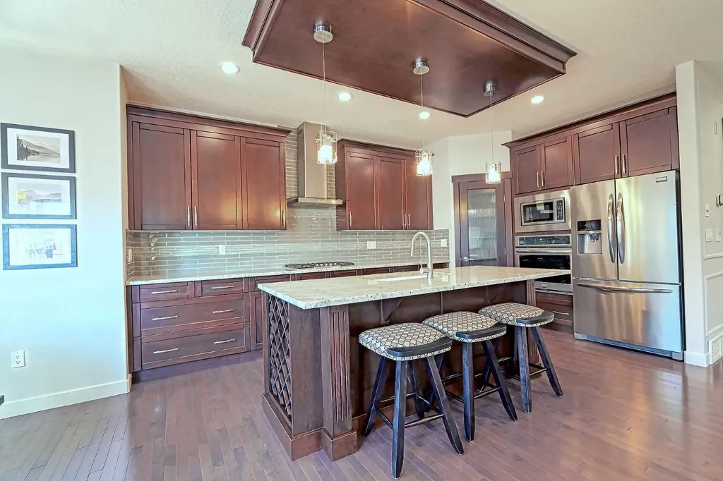 72 Sage Meadows Circle NW Calgary AB T3P 0G4