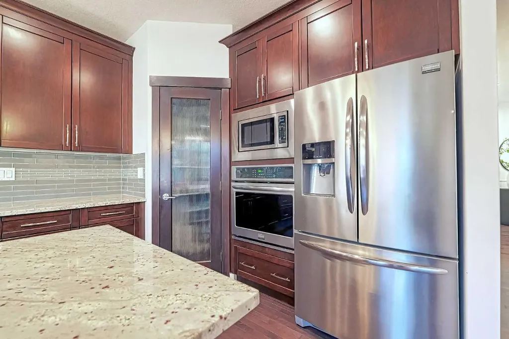 72 Sage Meadows Circle NW Calgary AB T3P 0G4