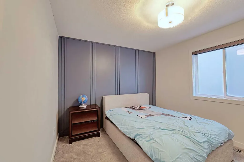 72 Sage Meadows Circle NW Calgary AB T3P 0G4