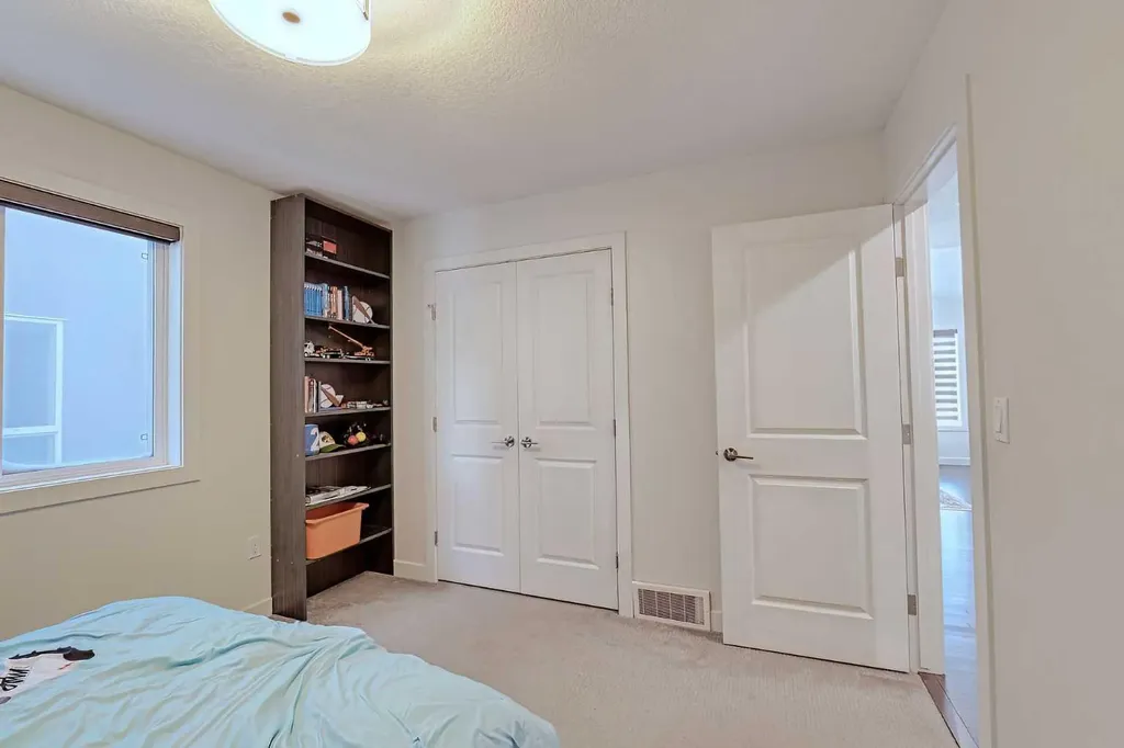 72 Sage Meadows Circle NW Calgary AB T3P 0G4