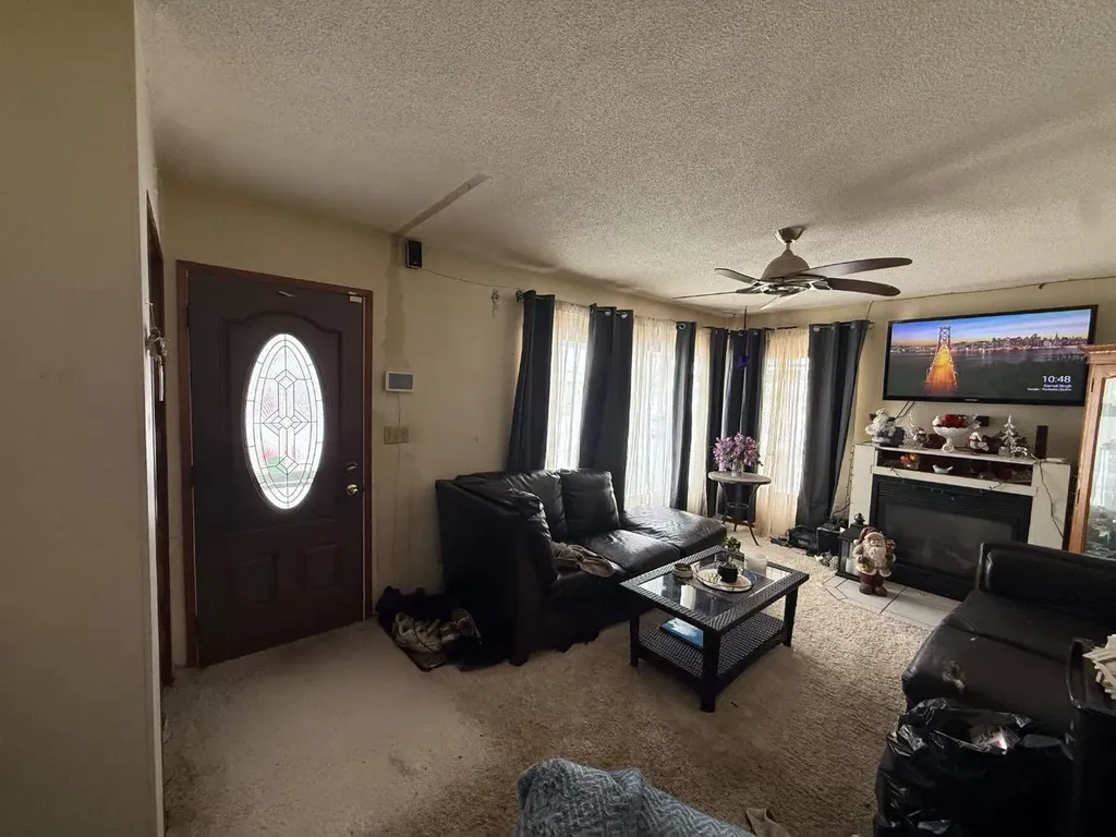 5015 46 Avenue Millet AB T0C1Z0