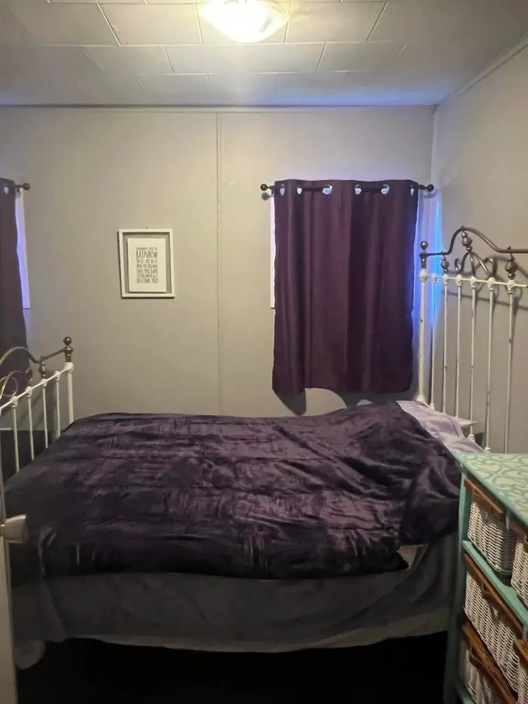 21 Westview Mobile Home Park Whitecourt AB T7S 1K4