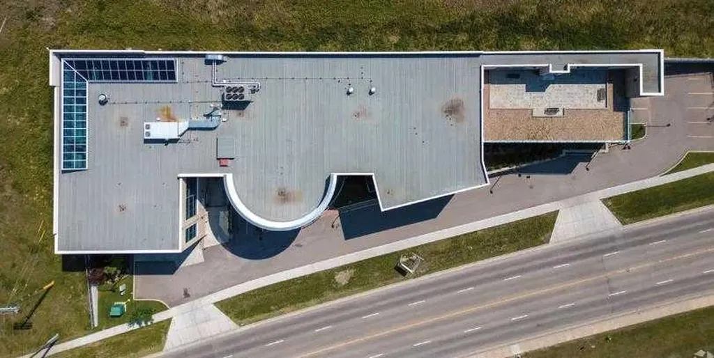 7136 11 Street NE Calgary AB T2E 8X3