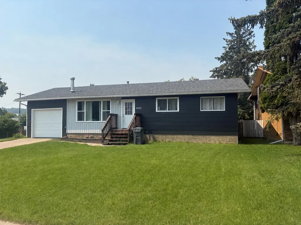 8322 95 Street Peace River AB T8S 1Y6
