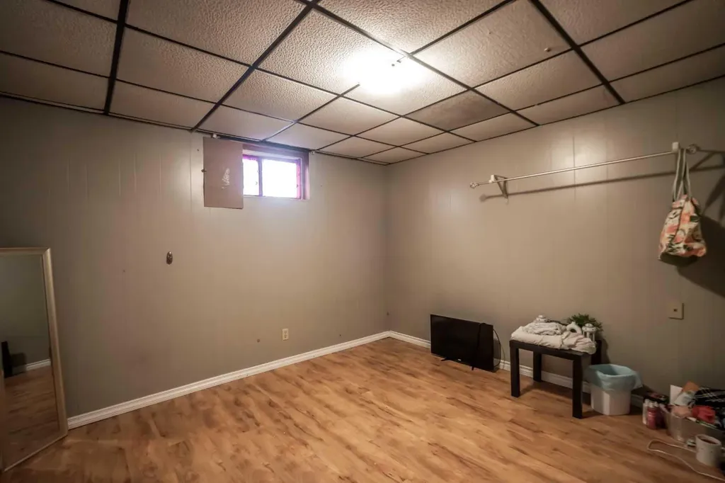 8322 95 Street Peace River AB T0H1W0