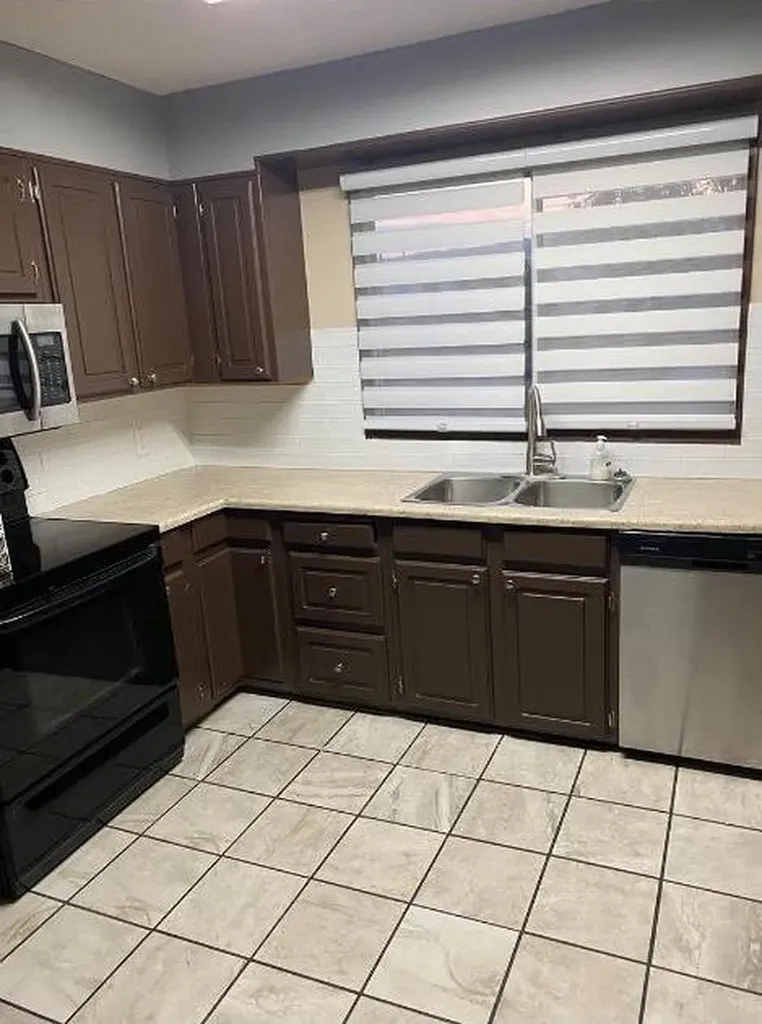 8322 95 Street Peace River AB T0H1W0