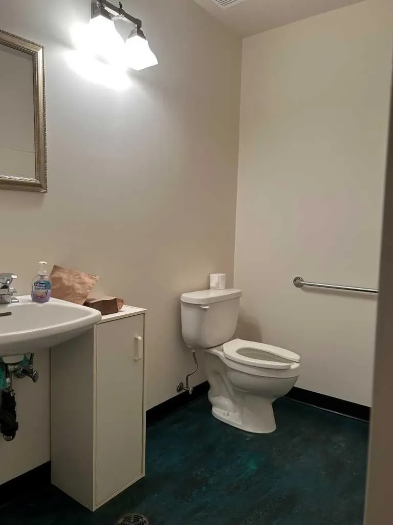1601 Dunmore Road SE Medicine Hat AB T1A 1Z8