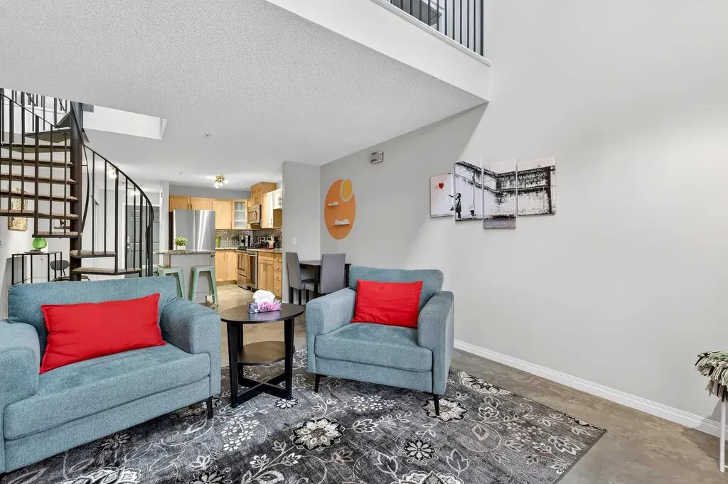 1808 36 Avenue SW Calgary AB T2T 6J2