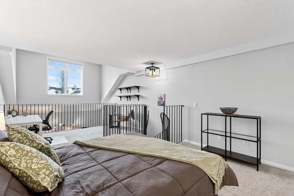 1808 36 Avenue SW Calgary AB T2T 6J2
