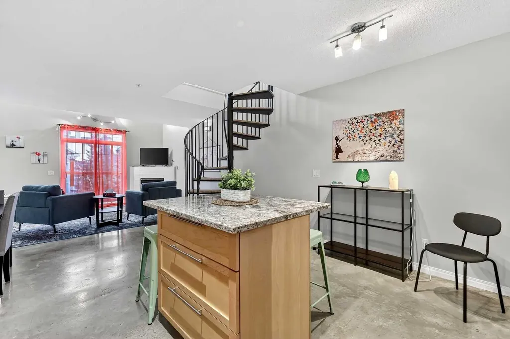 1808 36 Avenue SW Calgary AB T2T 6J2
