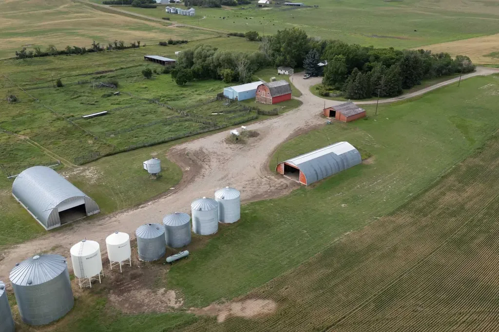 203037 Twp Road 174 Rural Vulcan County AB T0L 1G0