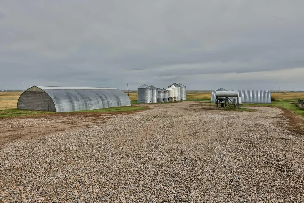 203037 Twp Road 174 Rural Vulcan County AB T0L 1G0