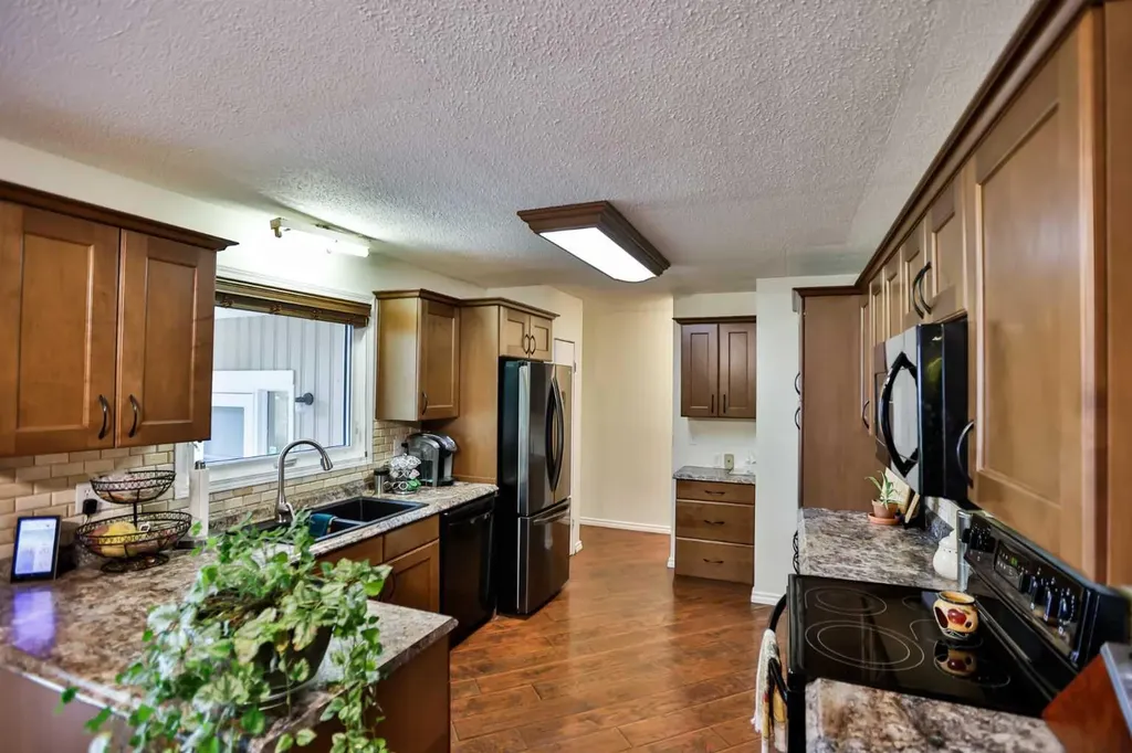 203037 Twp Road 174 Rural Vulcan County AB T0L 1G0