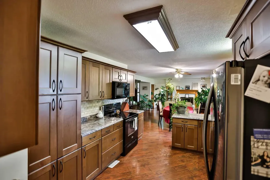 203037 Twp Road 174 Rural Vulcan County AB T0L 1G0