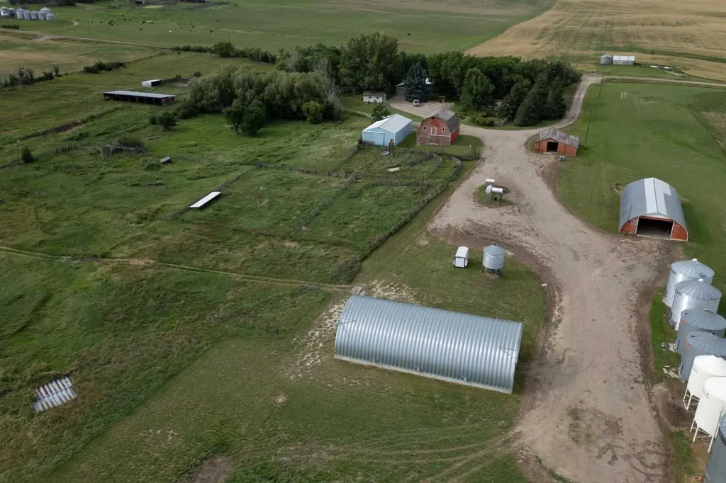 203037 Twp Road 174 Rural Vulcan County AB T0L 1G0
