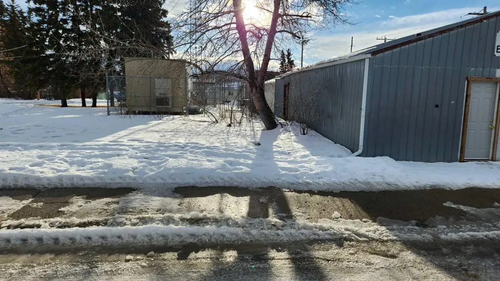 1, 3, 5 Main Street Hay Lakes AB T0B 1W0