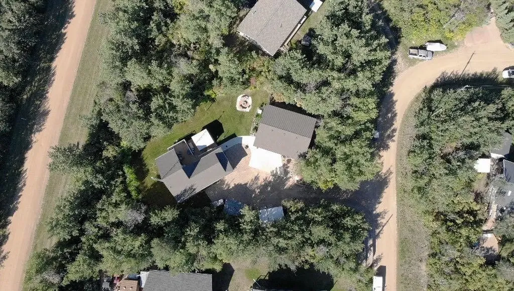 3 Kaylee Crescent White Sands AB T0C3B0