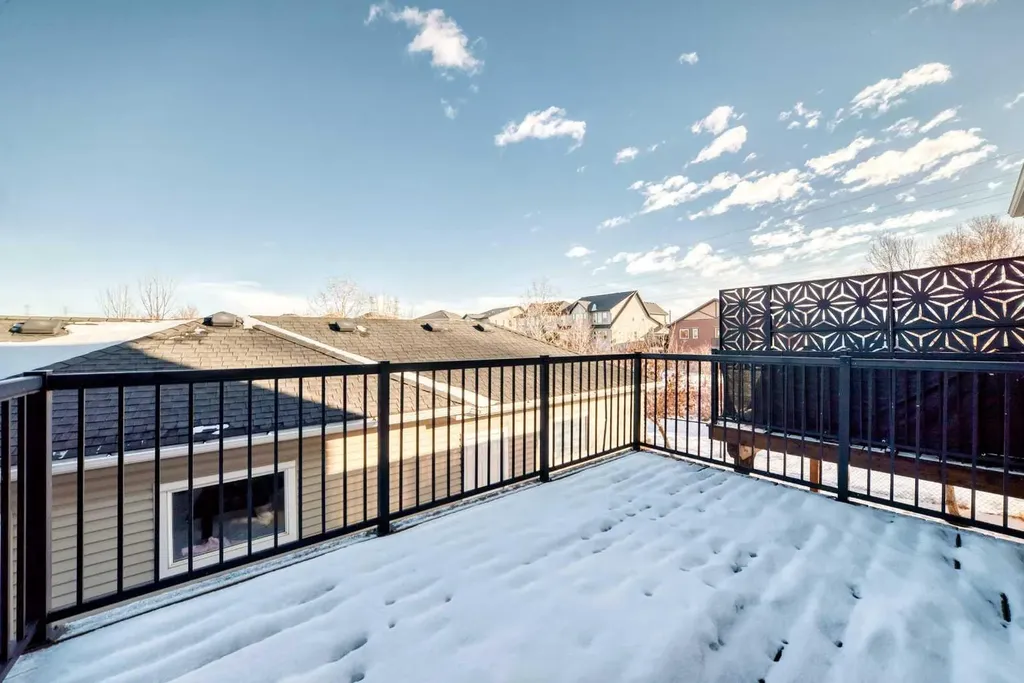 397 Rainbow Falls Drive Chestermere AB T1X 0L1