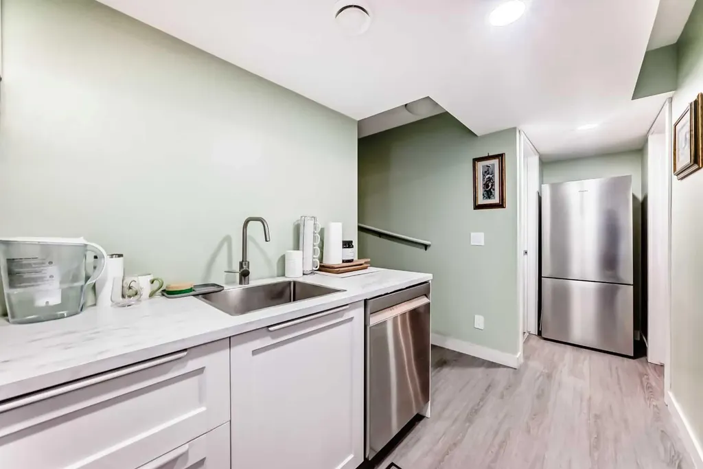 397 Rainbow Falls Drive Chestermere AB T1X 0L1