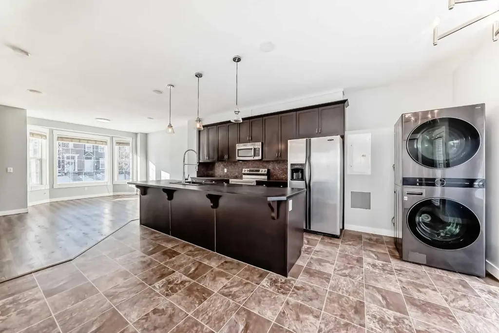 397 Rainbow Falls Drive Chestermere AB T1X 0L1