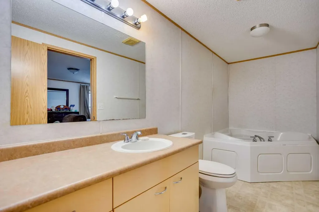 209 Waterhouse Street Fort Mcmurray AB T9K2T1