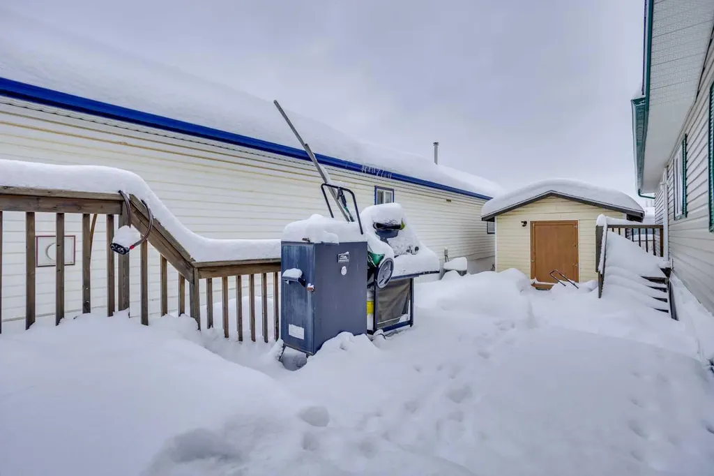 209 Waterhouse Street Fort Mcmurray AB T9K2T1