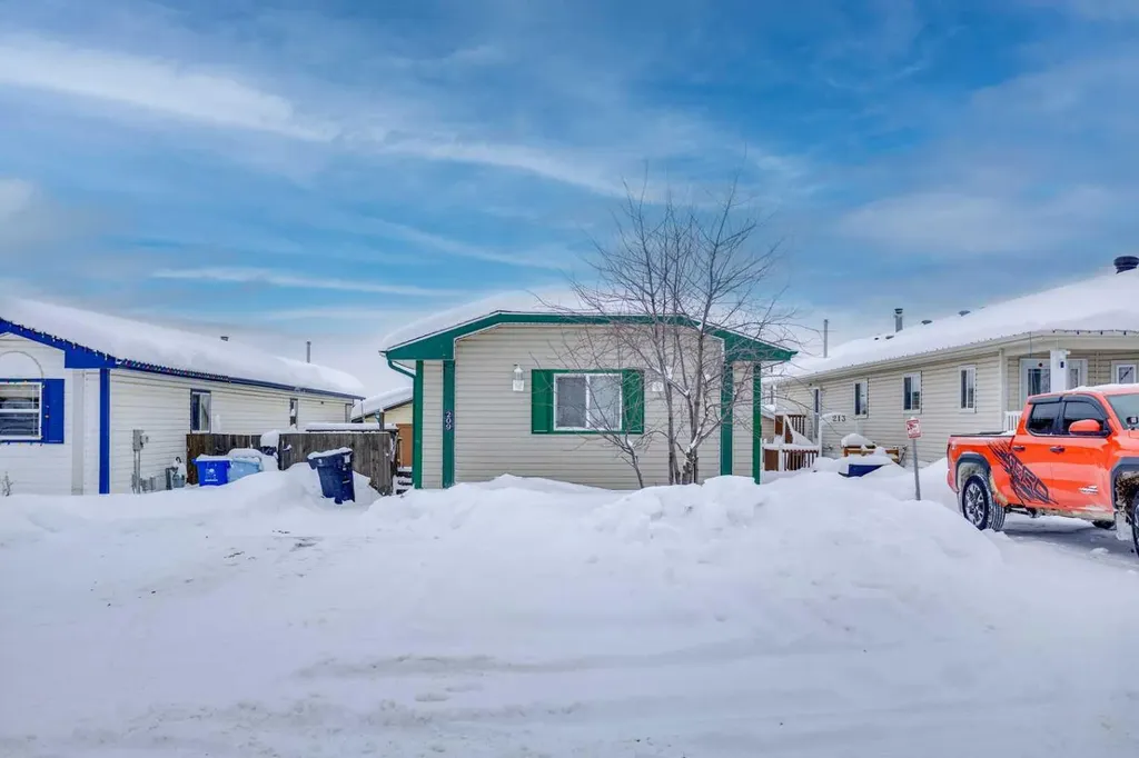 209 Waterhouse Street Fort Mcmurray AB T9K2T1