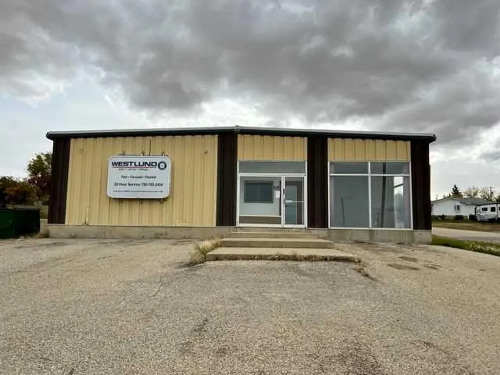 5124 47 Avenue Spirit River AB T0H 3G0