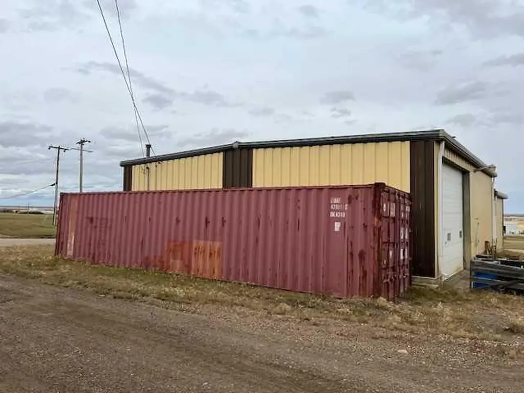 5124 47 Avenue Spirit River AB T0H 3G0