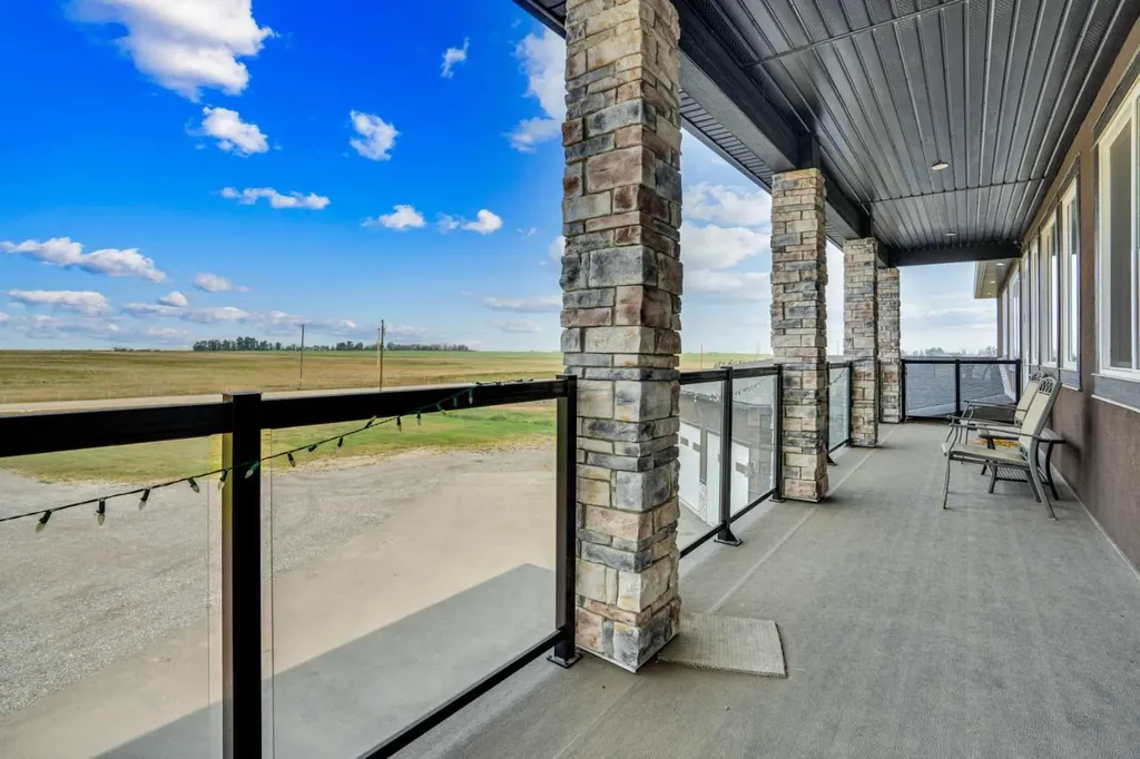 275113 Twp Road 240 Rural Rocky View County AB T1X 2H3