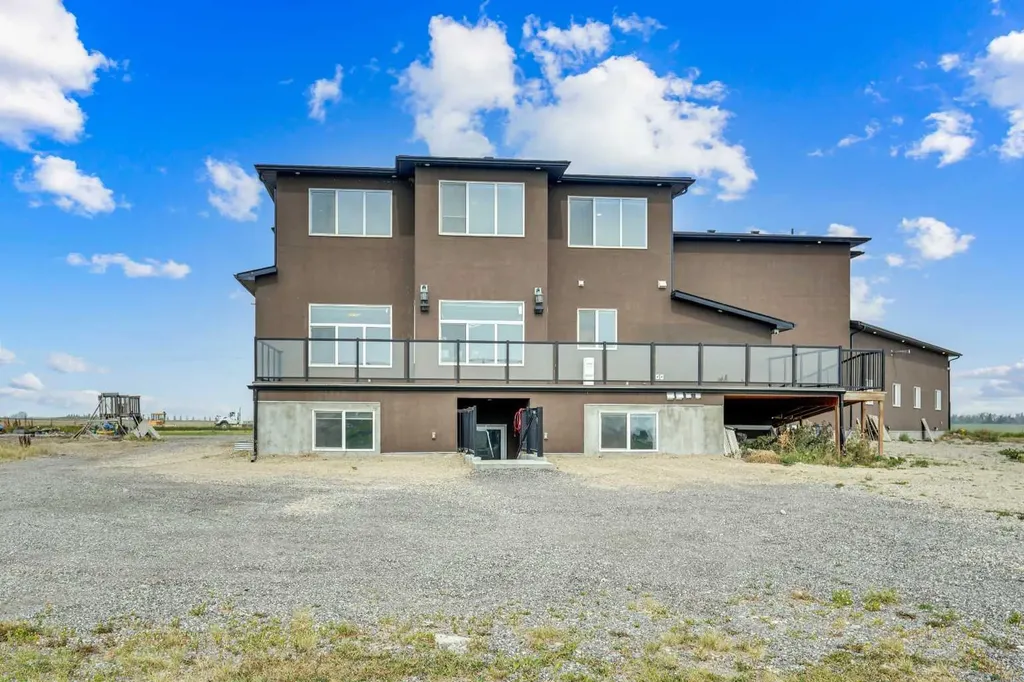 275113 Twp Road 240 Rural Rocky View County AB T1X 2H3