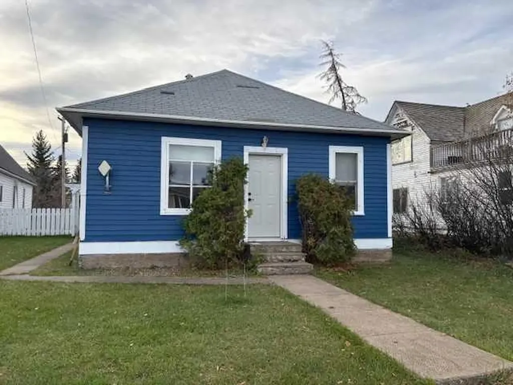 4919 49 Street Hardisty AB T0B 1V0