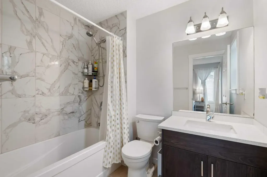 358 Hawkstone Drive NW Calgary AB T3G 3T7