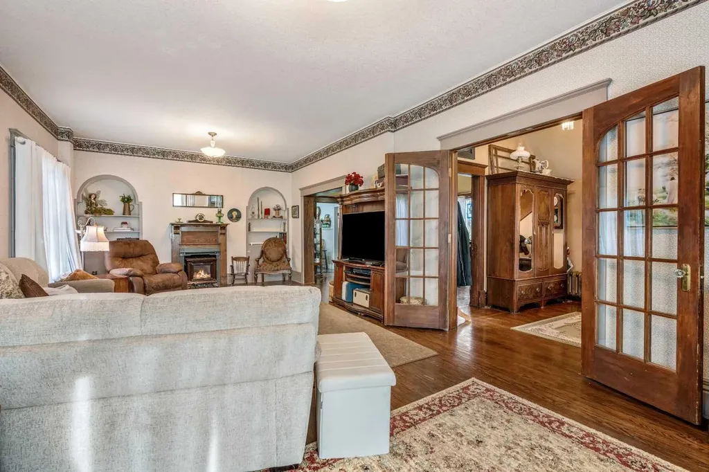 327 20 Street Fort Macleod AB T0L 0Z0