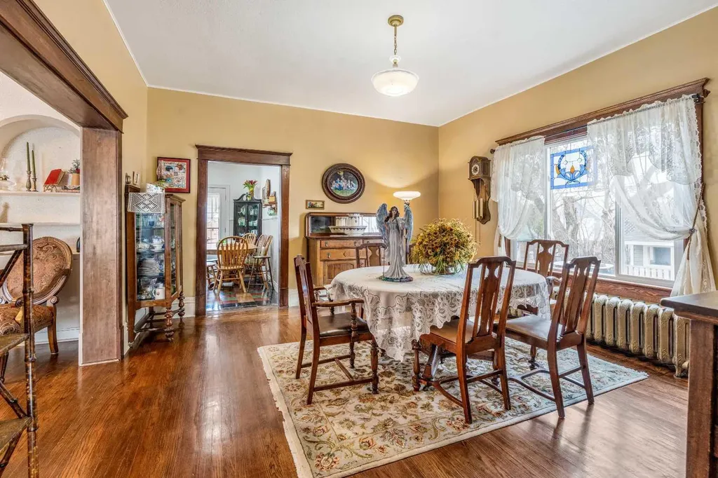 327 20 Street Fort Macleod AB T0L 0Z0