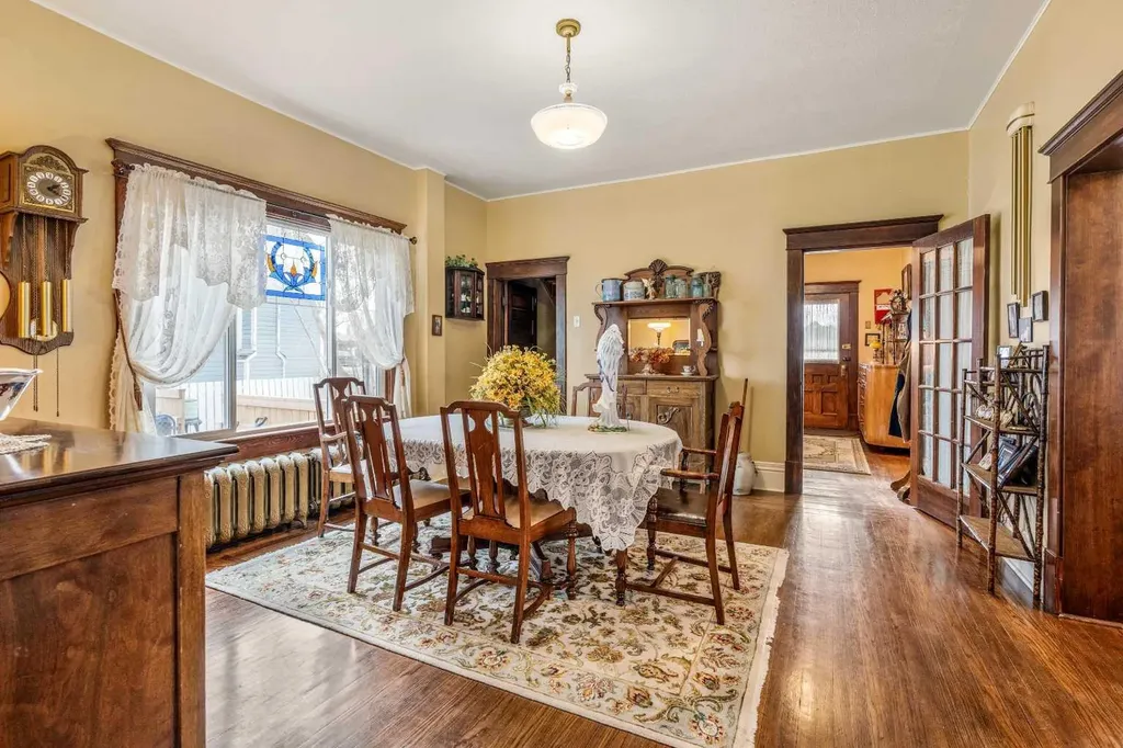 327 20 Street Fort Macleod AB T0L 0Z0