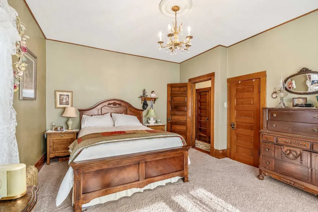 327 20 Street Fort Macleod AB T0L 0Z0