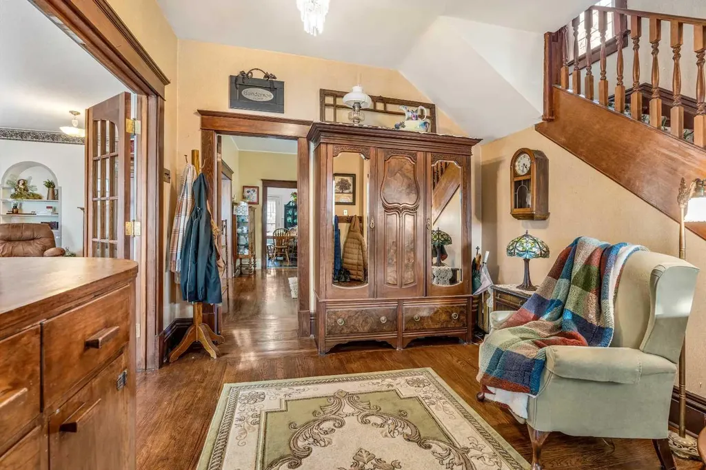 327 20 Street Fort Macleod AB T0L 0Z0