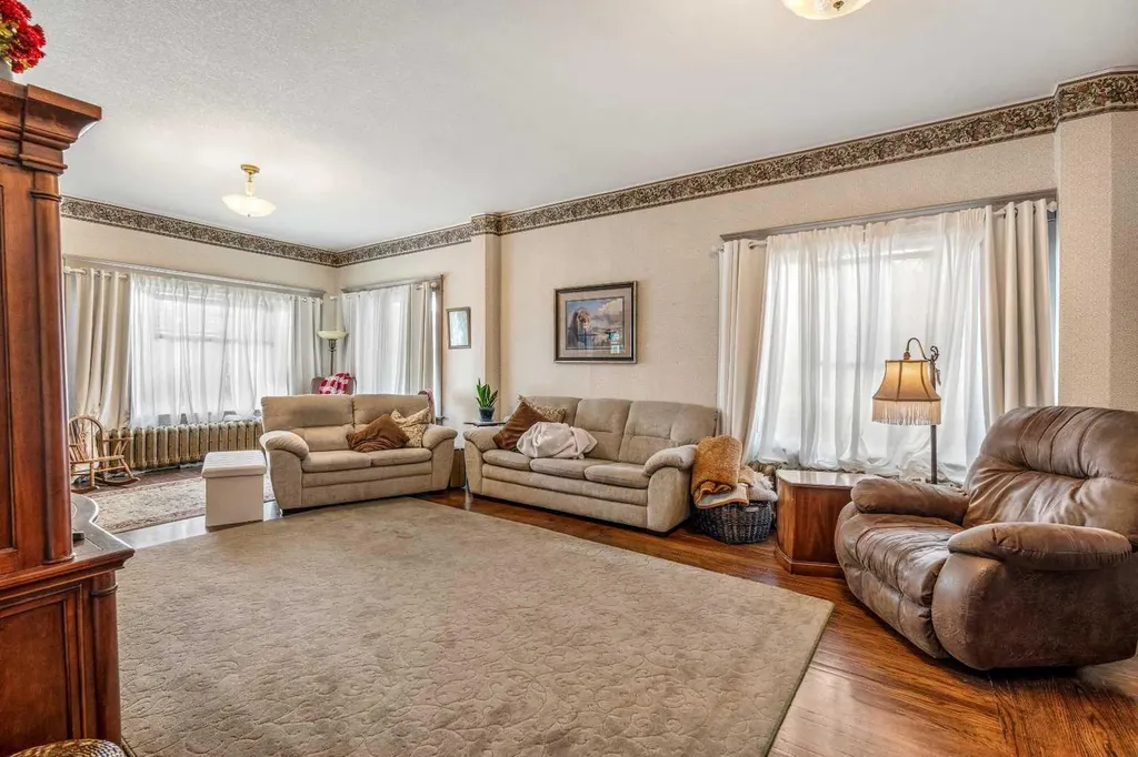 327 20 Street Fort Macleod AB T0L 0Z0