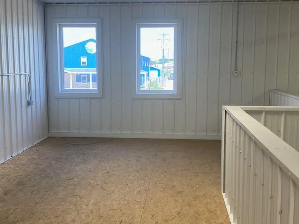 1909,1911 19 Avenue Wainwright AB T9W 1L2