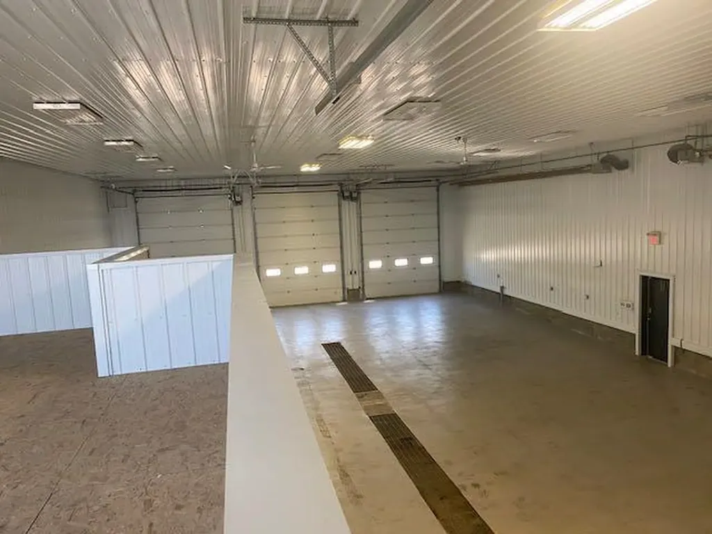 1909,1911 19 Avenue Wainwright AB T9W 1L2