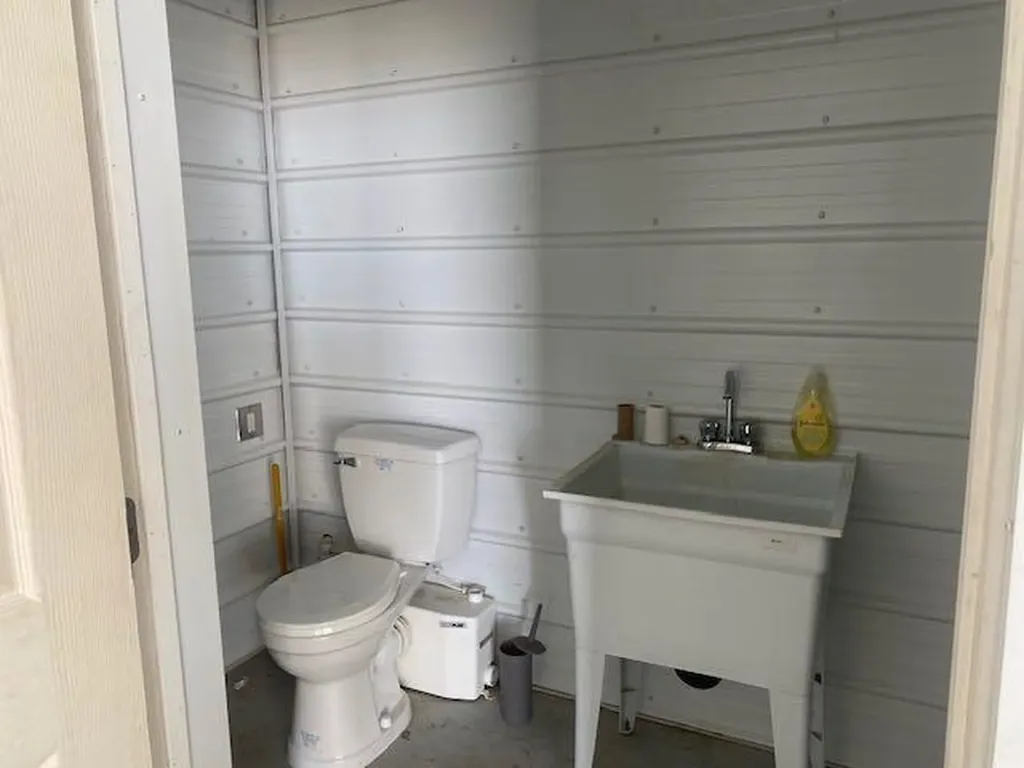 1909,1911 19 Avenue Wainwright AB T9W 1L2