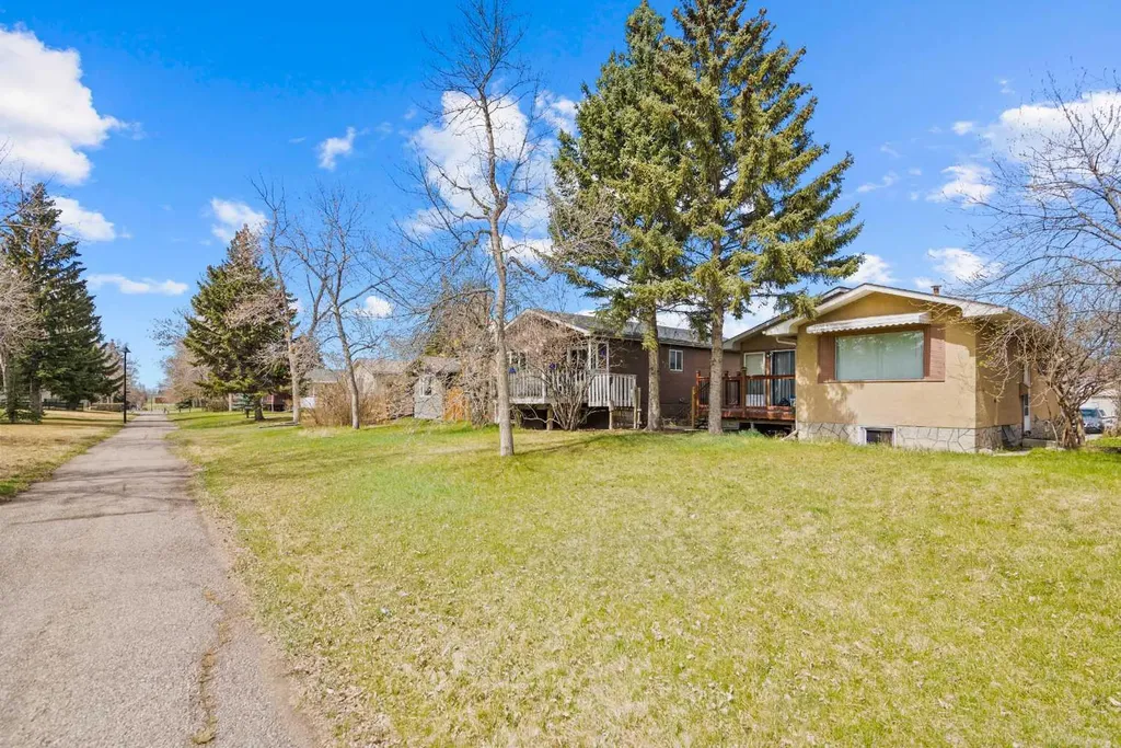 3431 30a Avenue SE Calgary AB T2B 0H7